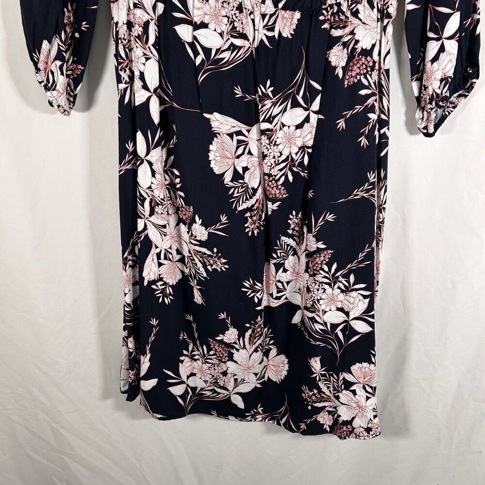 New Isabel Maternity Dress Women's Medium Blue Floral 3/4 Sleeve Vneck - Picture 3 of 9